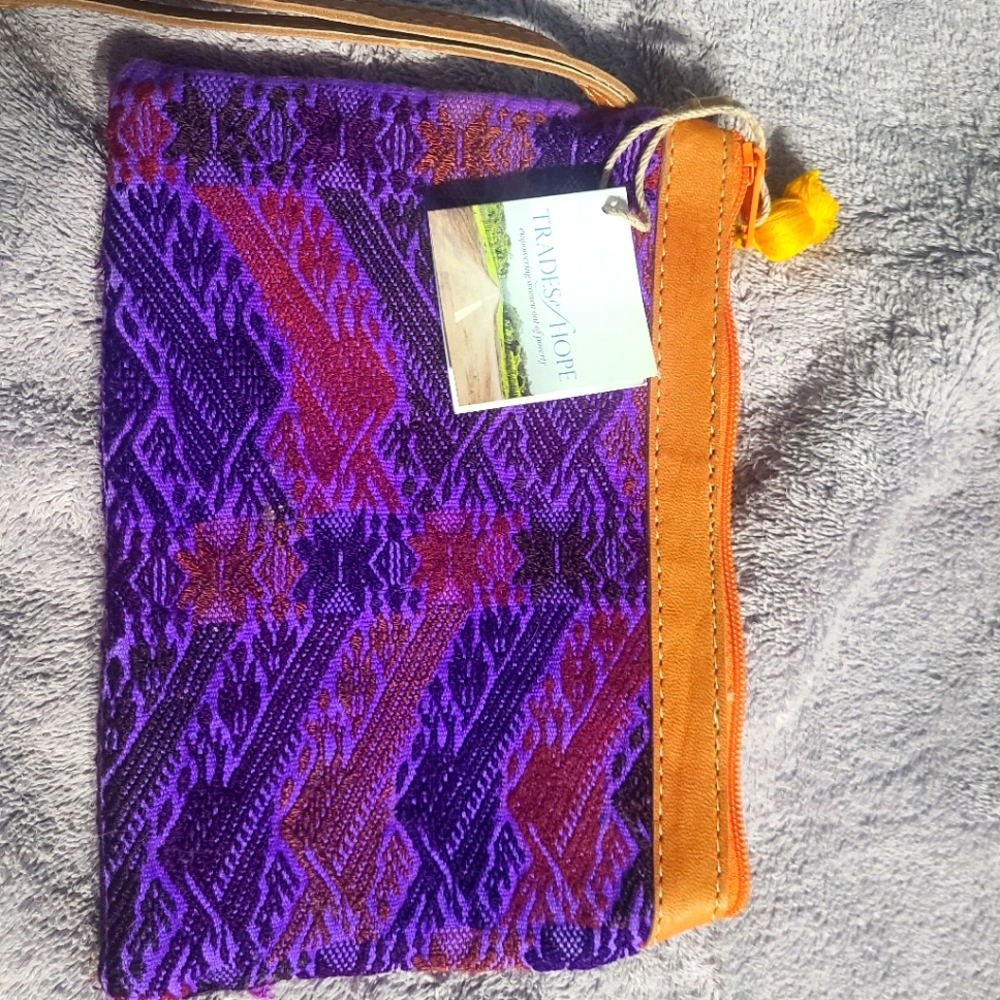 Mosaic Clutch